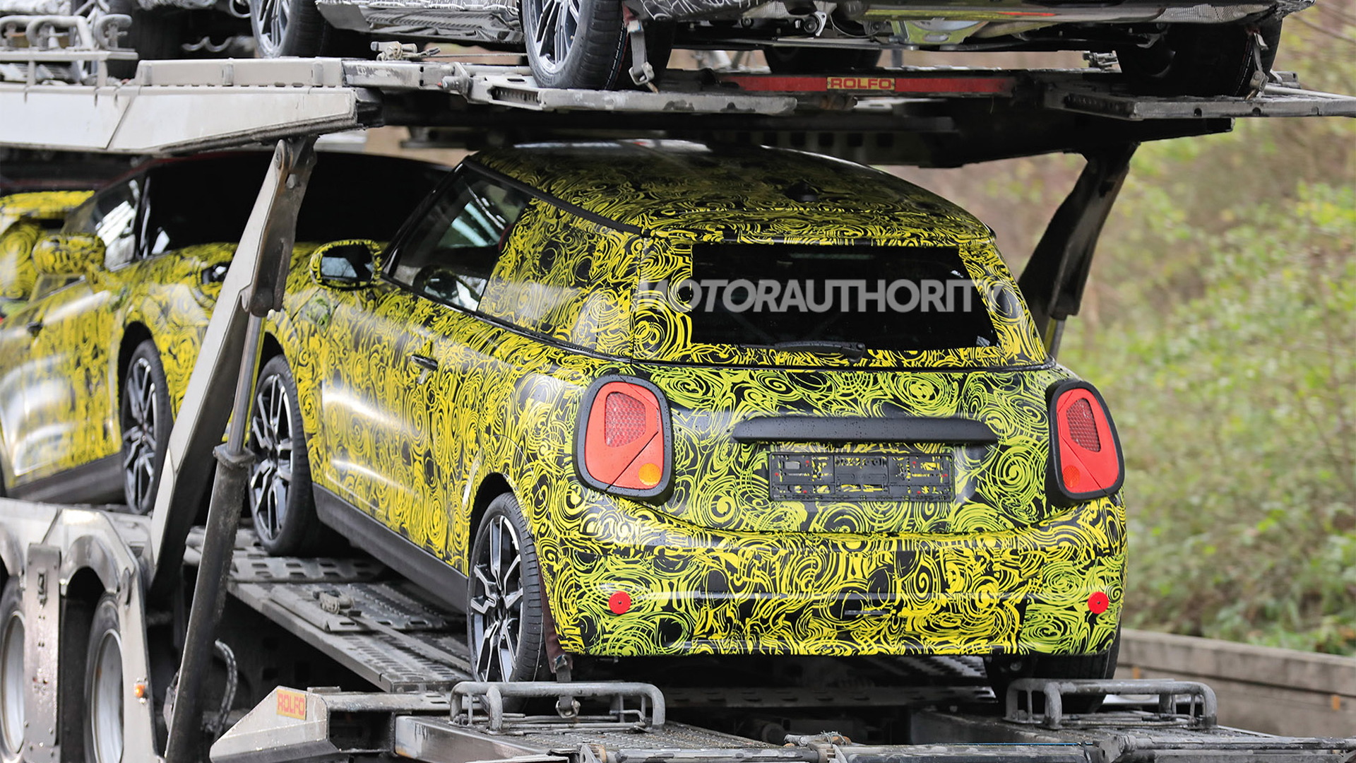 2025 Mini Cooper spy shots - Photo credit: Baldauf