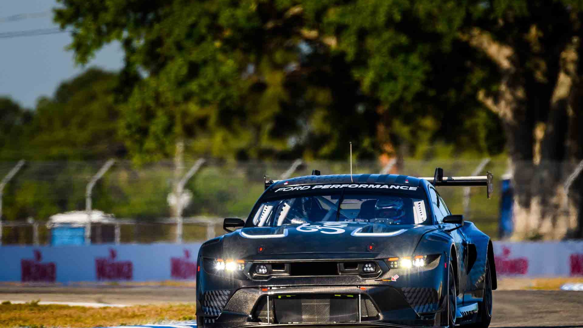 Ford Mustang GT3 testing at Sebring – Photos by Wes Duenkel, Ford Performance