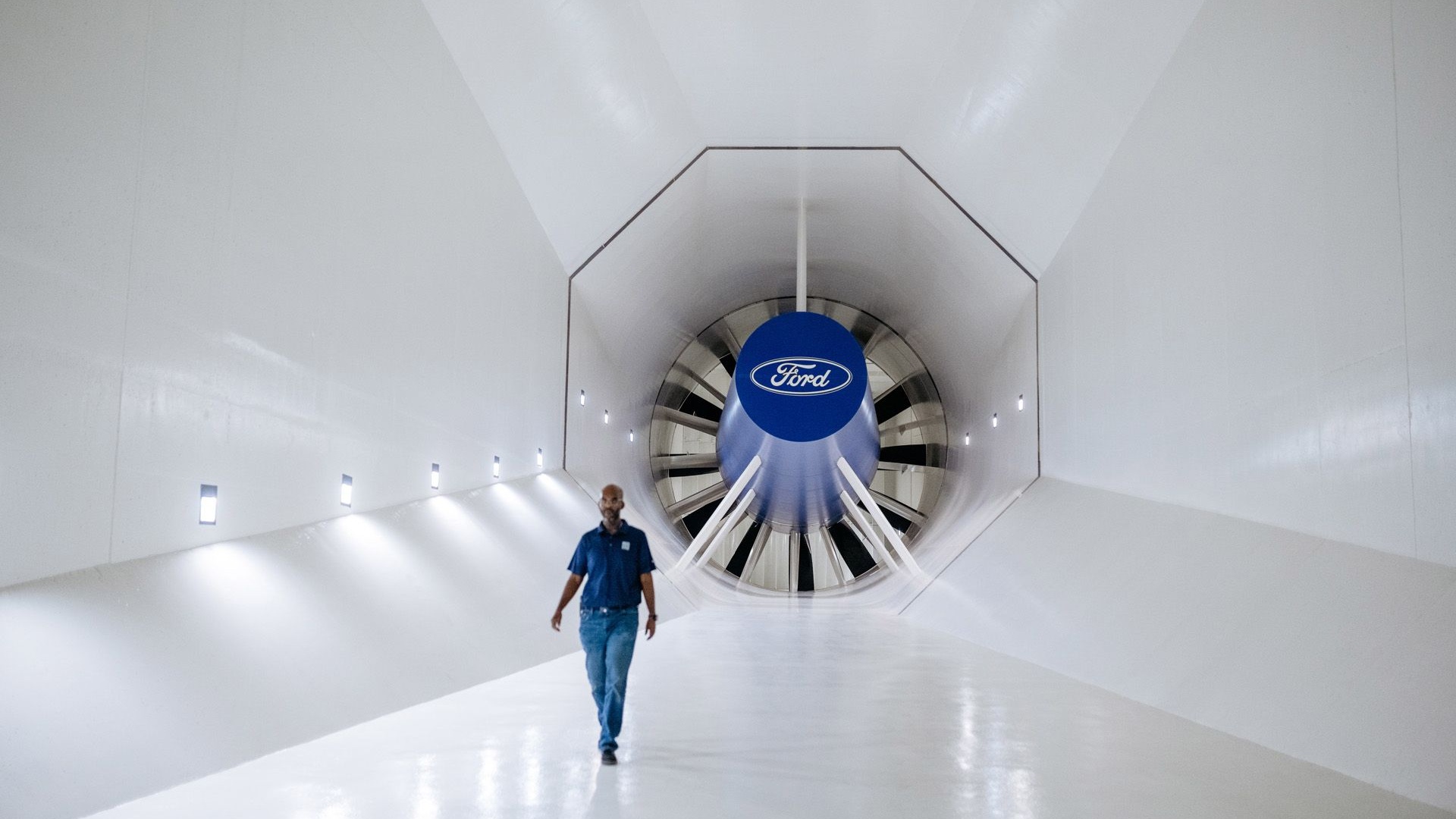 Ford's rolling road wind tunnel simulates speeds of 200 mph