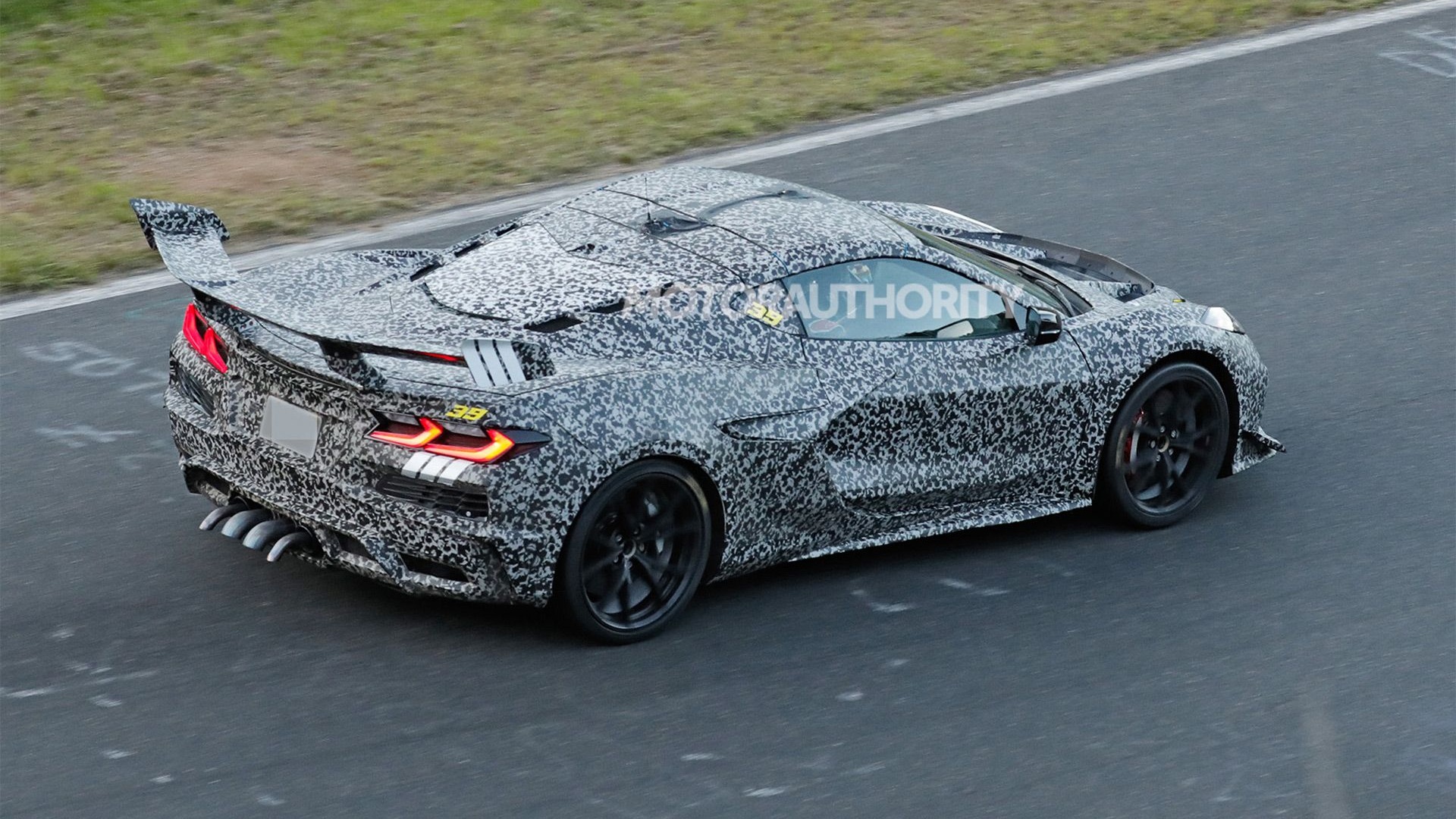 2025 Chevrolet Corvette ZR1 hits the 'Ring in new video