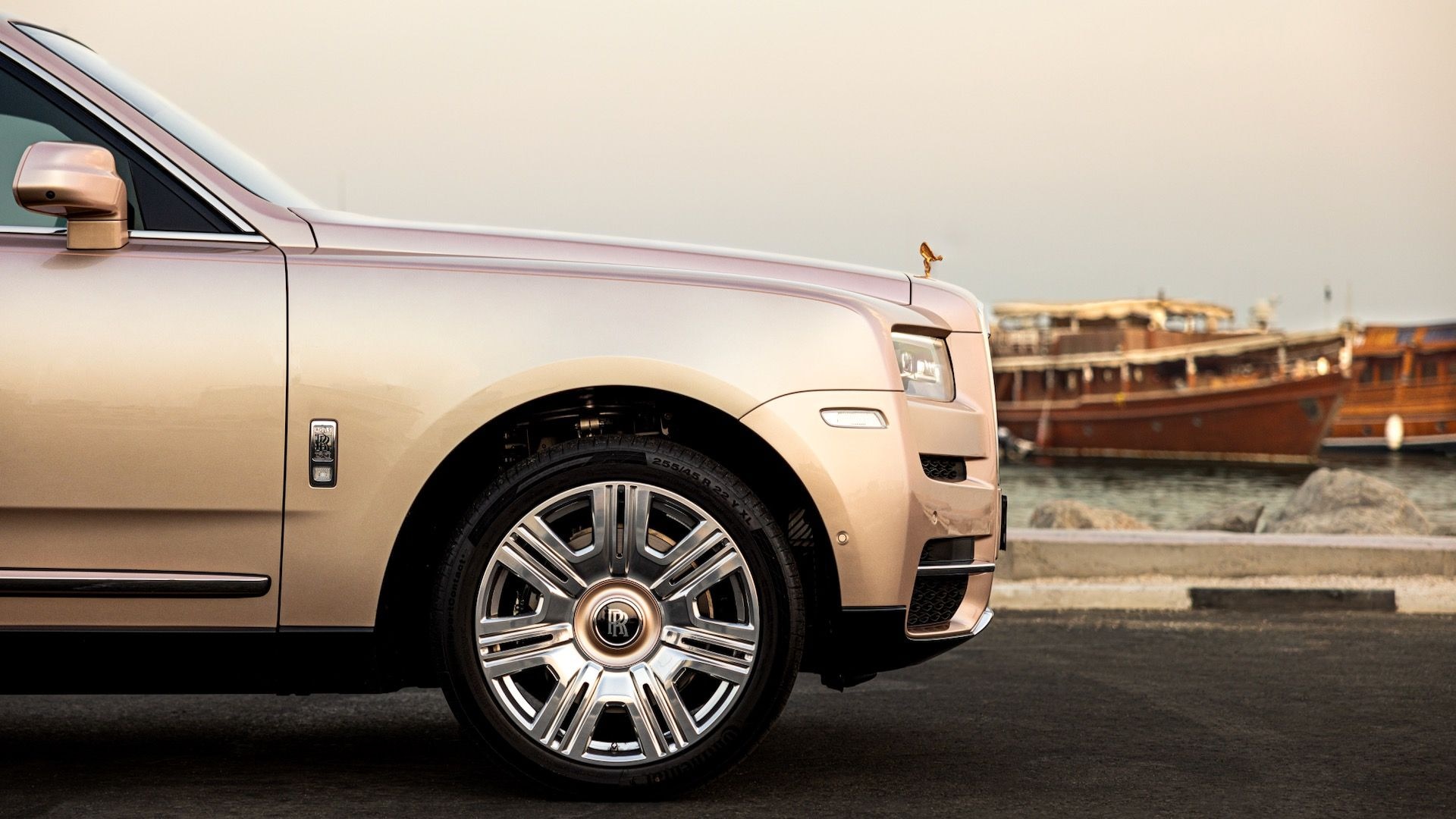 Rolls-Royce Pearl Cullinan