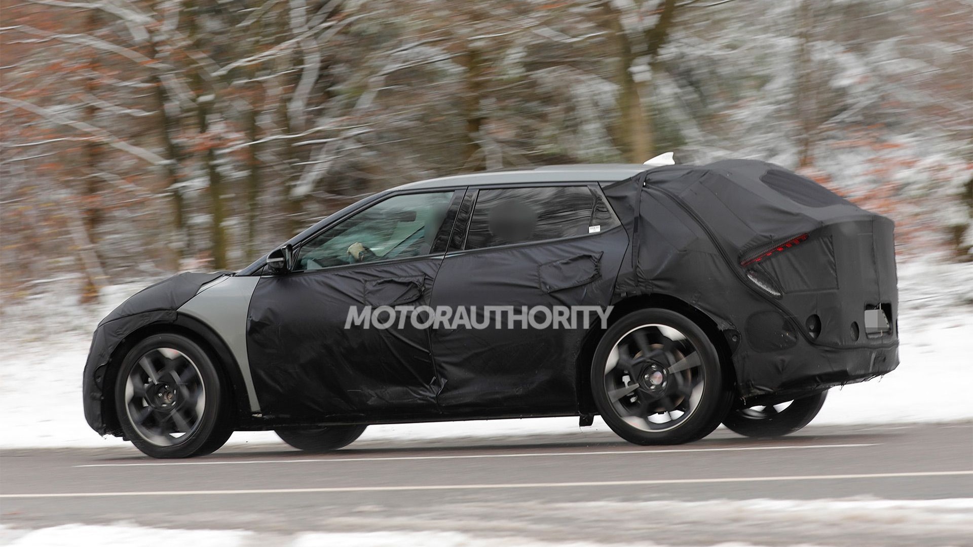 2025 Kia EV6 GT spied with updates