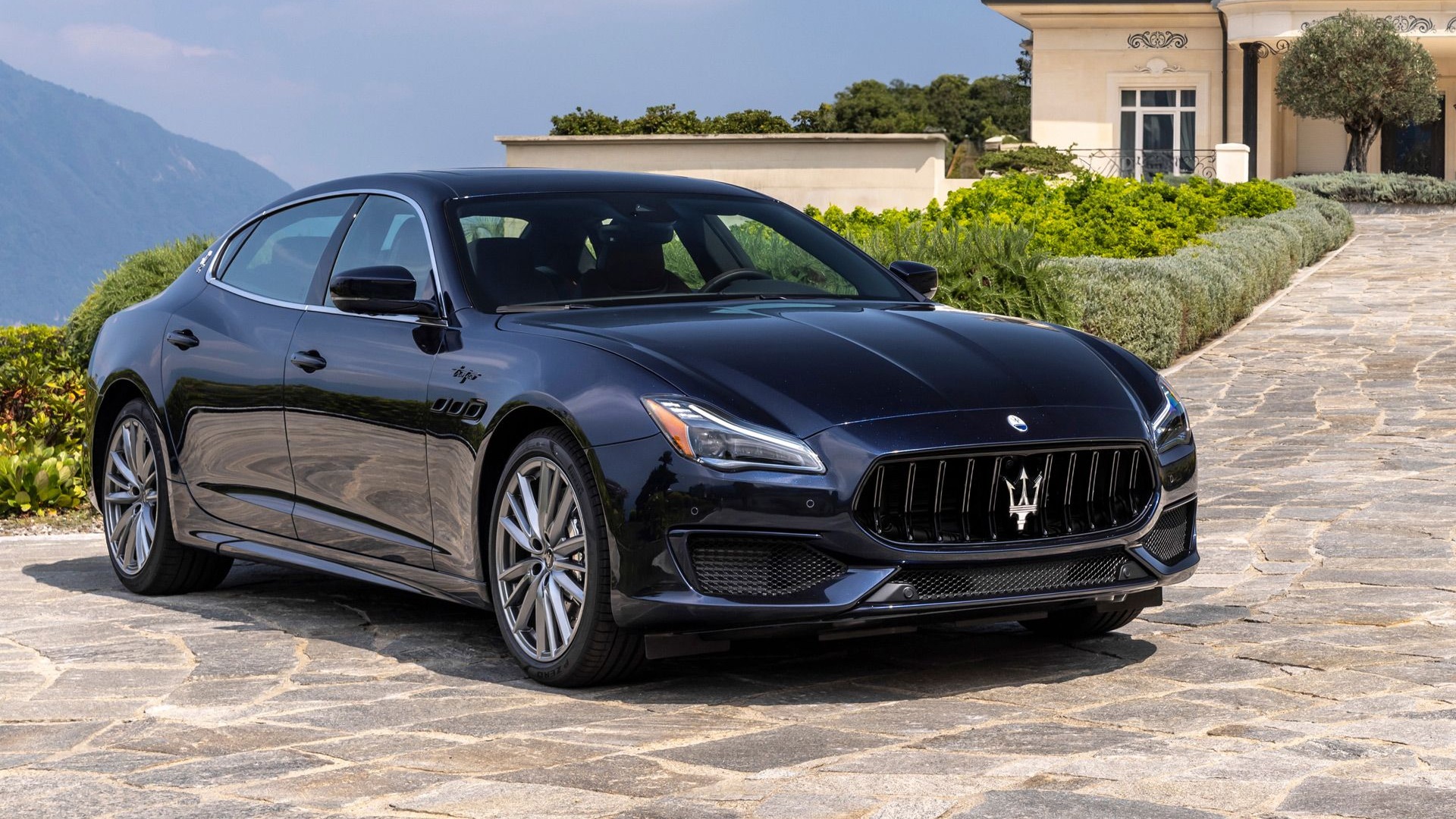 2024 Maserati Quattroporte Grand Finale