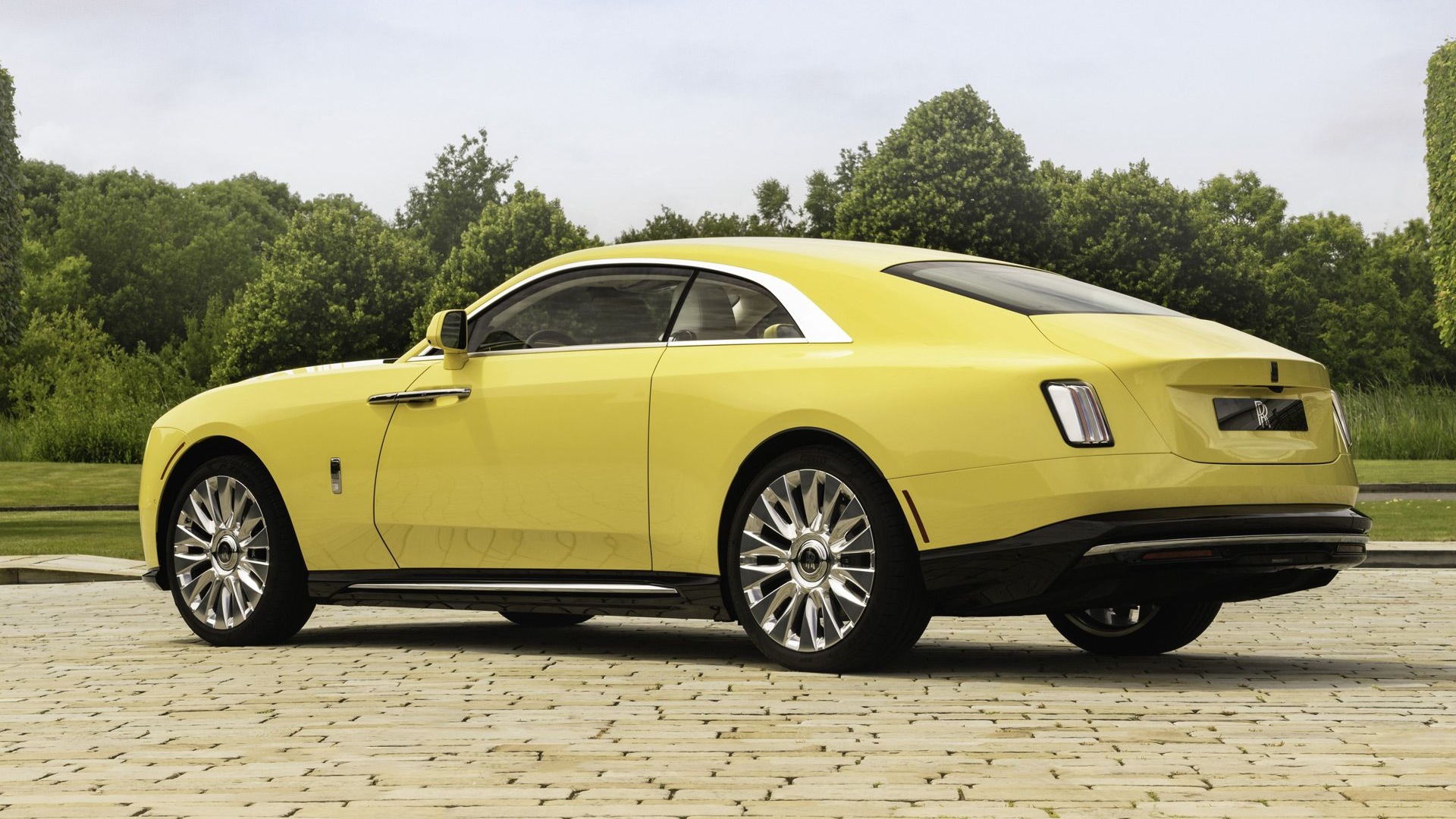 2024 Rolls-Royce Spectre Semaphore