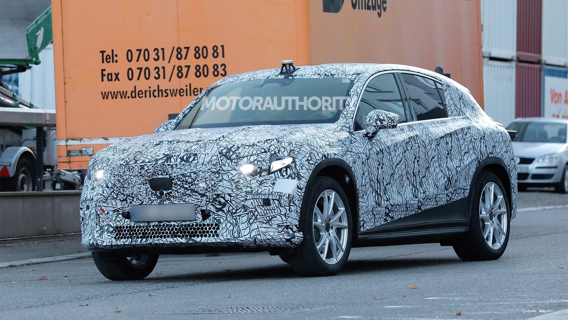 2027 Mercedes-Benz GLC-Class EV spy shots - Photo via Baldauf