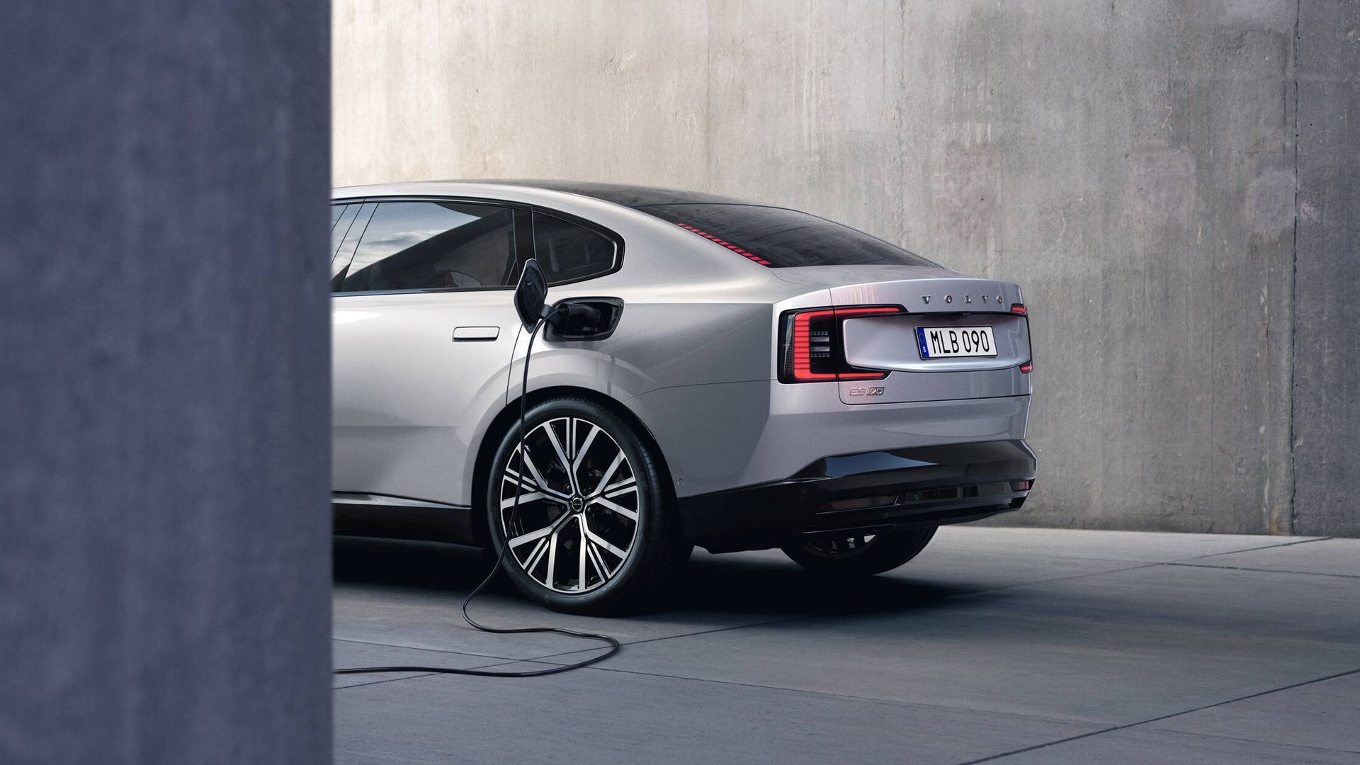 Volvo ES90