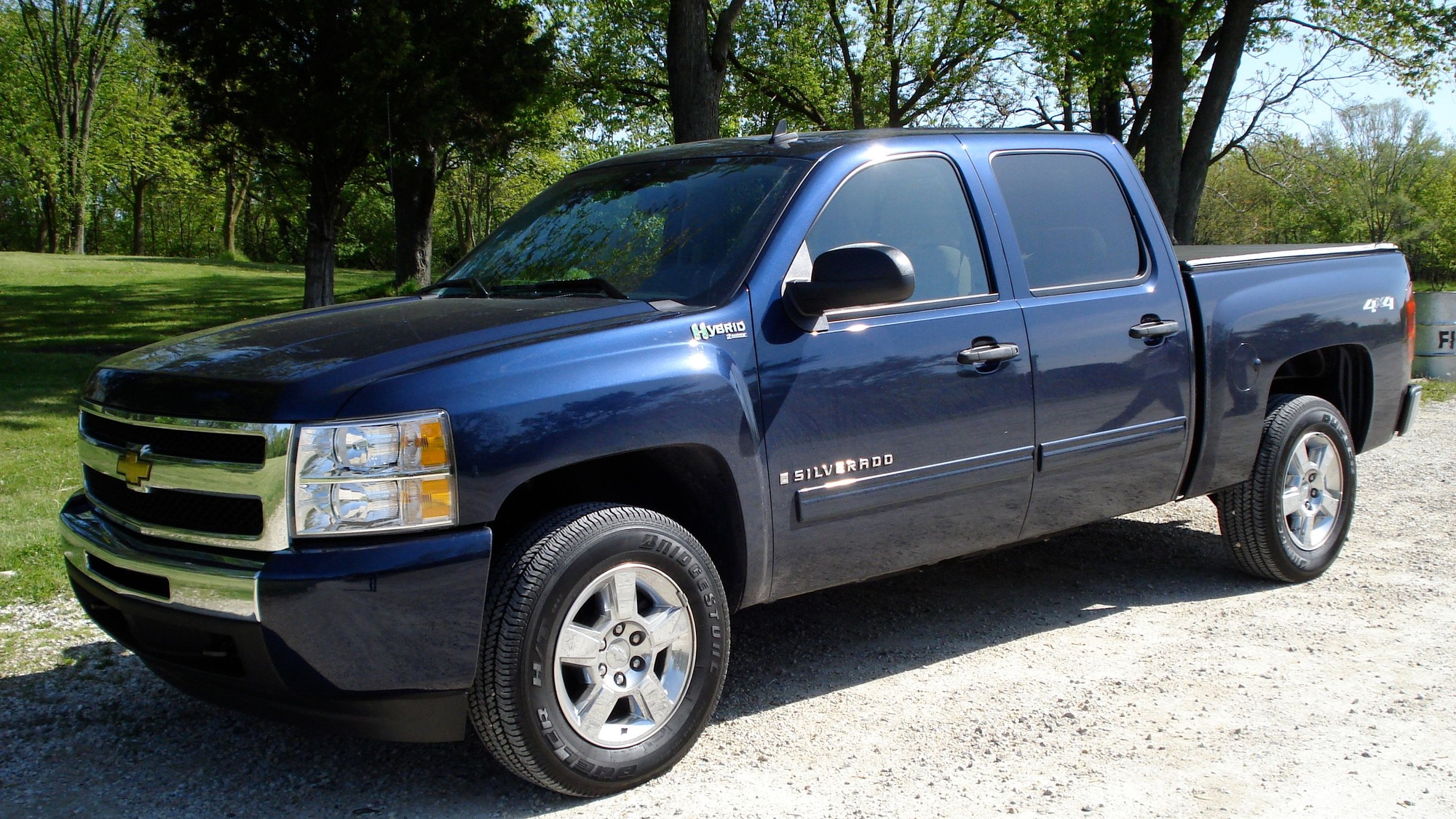 Silverado Hybrid Front Quarter
