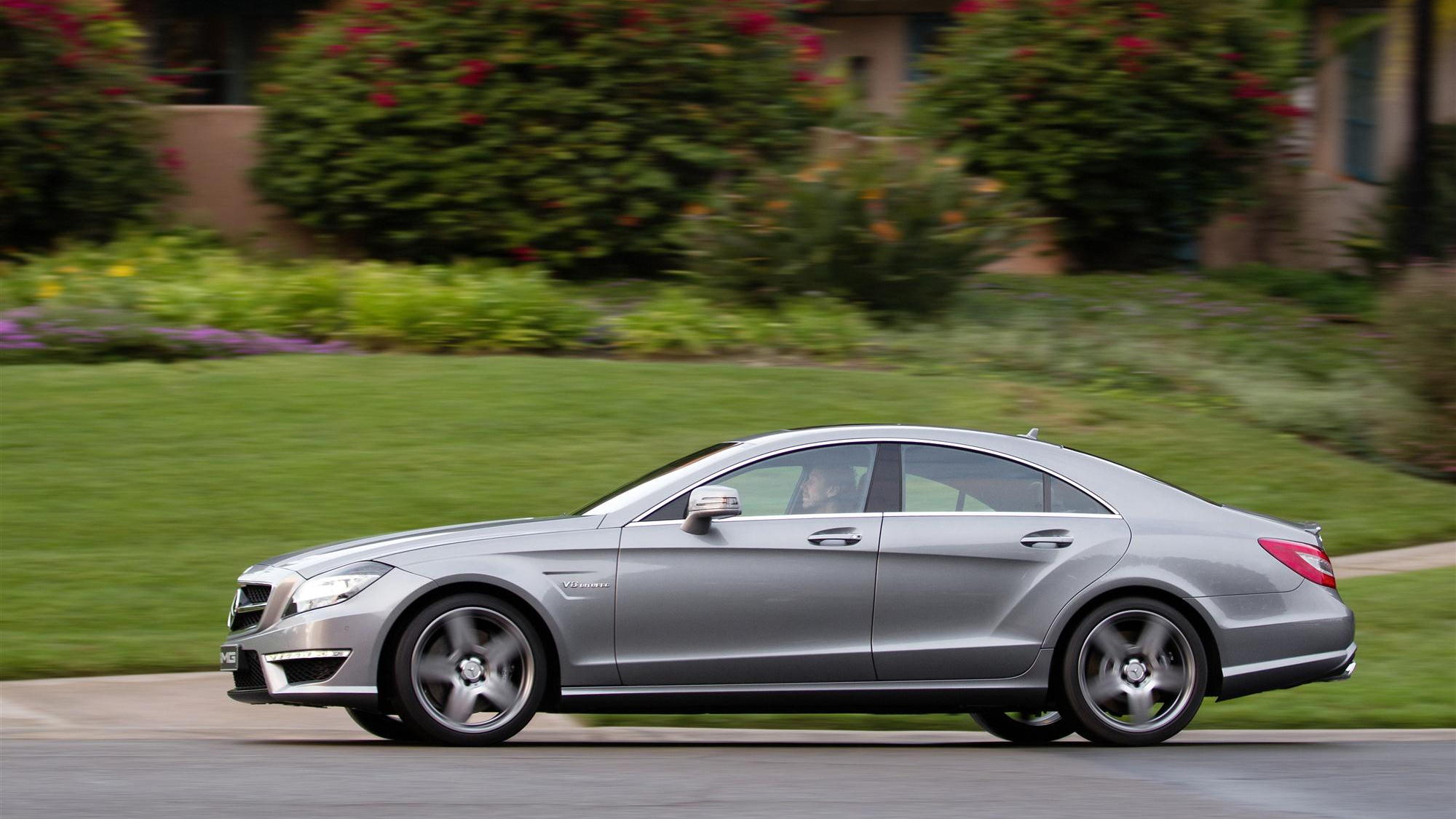 Фото cls 63 amg