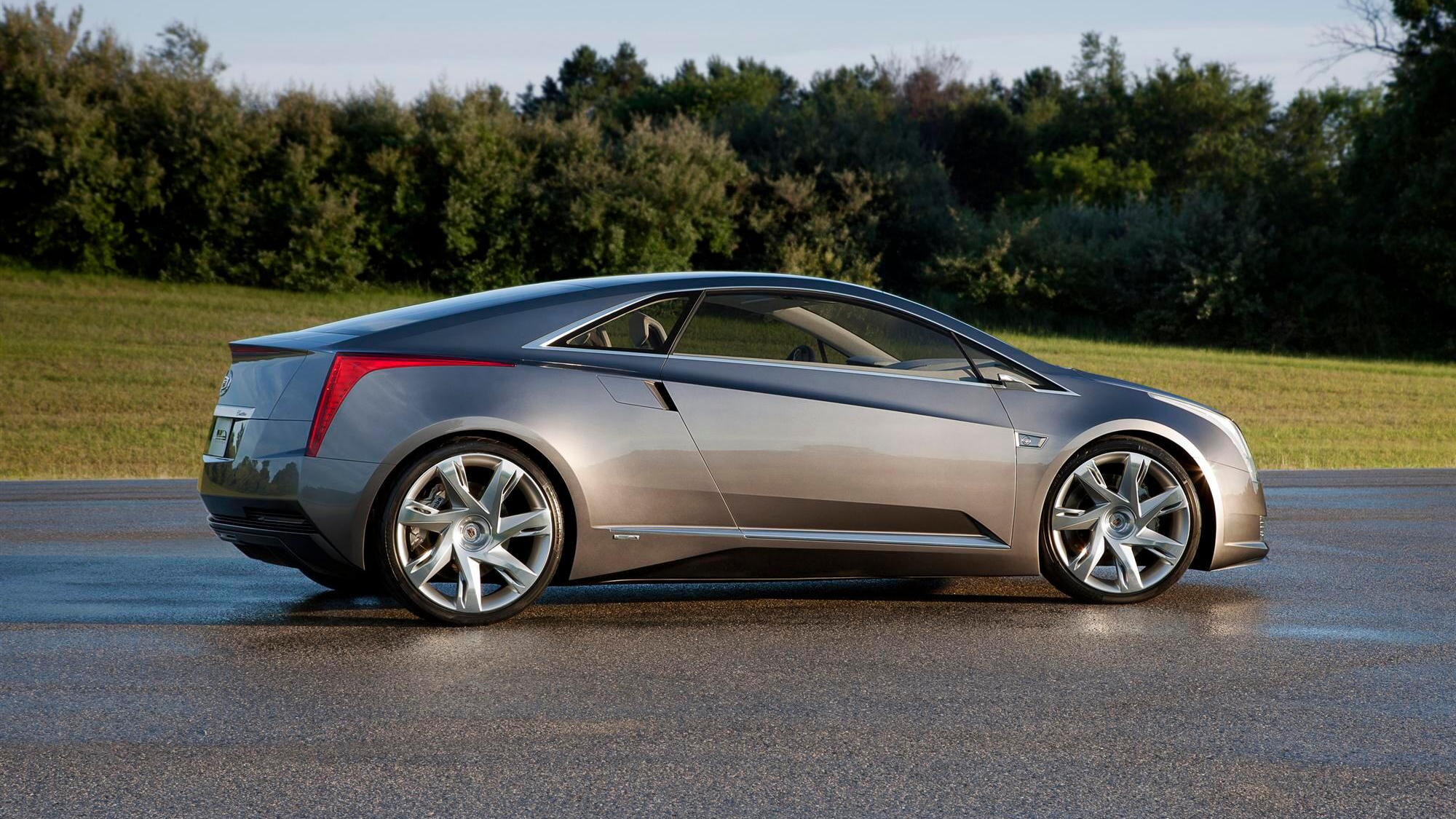 2014 cadillac elr volt based coupe to new engine