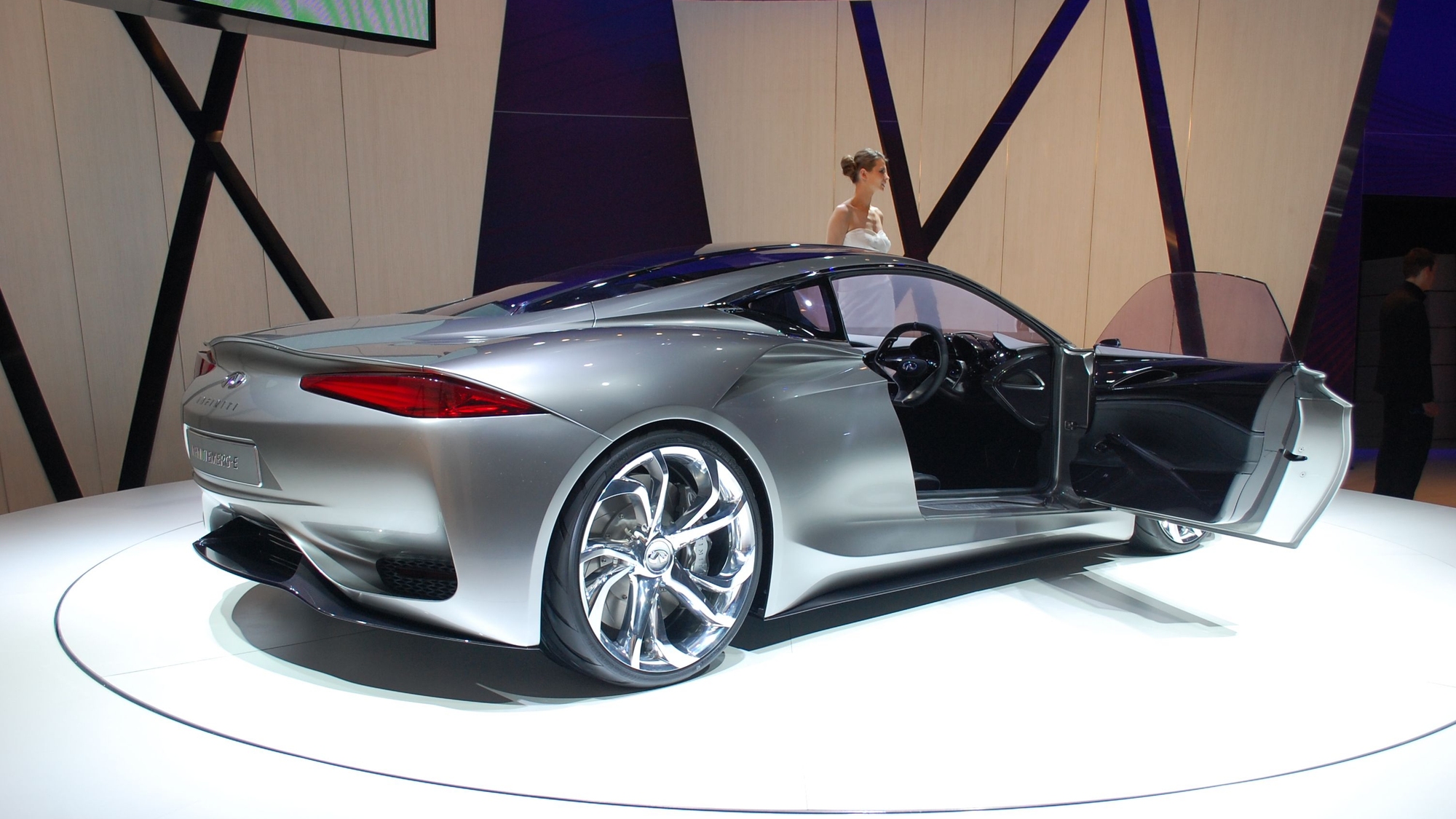 2012 Infiniti Emerg-E Concept