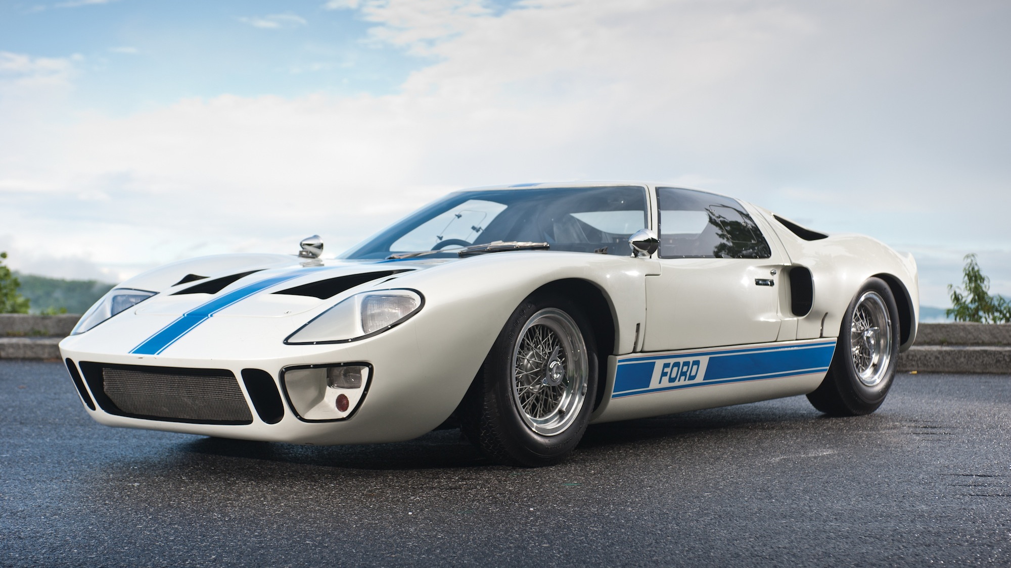 1967 Ford GT40 Mk1. Photo courtesy of RM Auctions.
