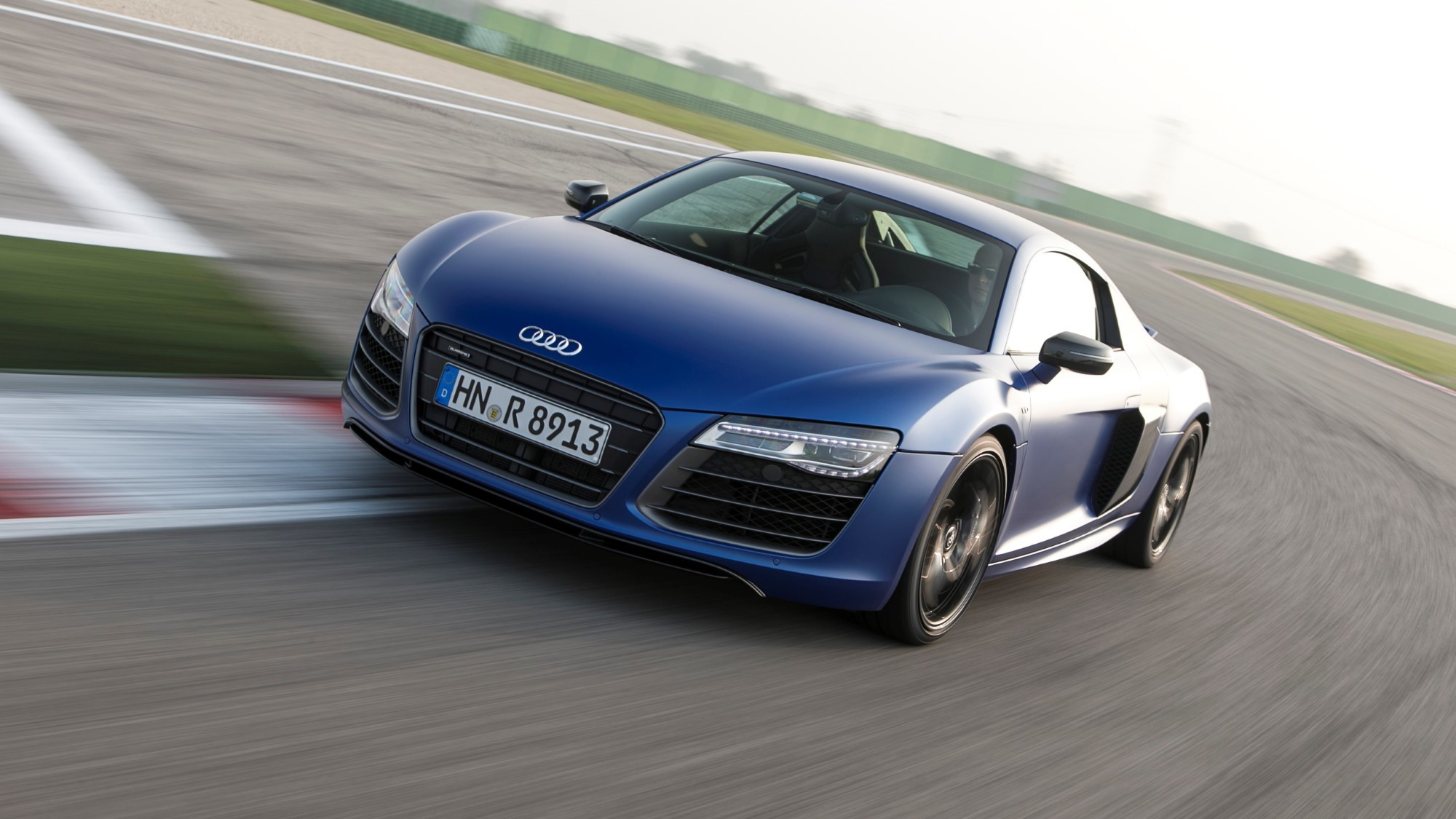 2014 Audi R8 Pricing Edges Up, DualClutch Gearbox On Offer
