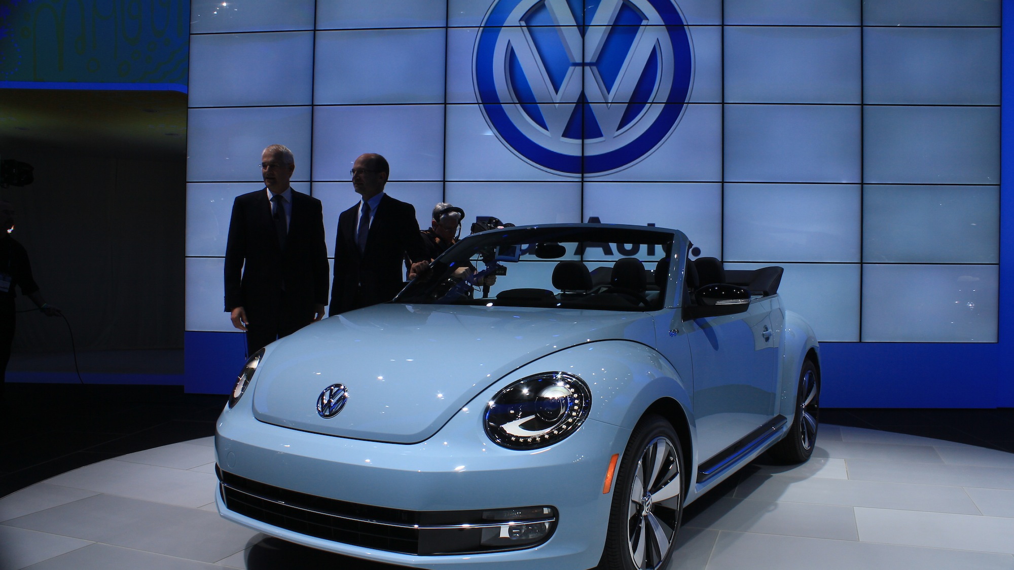 2013 Volkswagen Beetle Convertible live photos, 2012 L.A. Auto Show