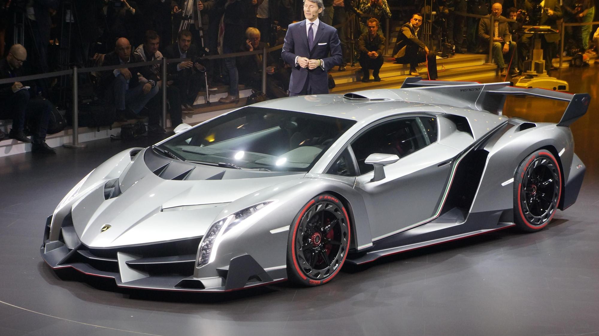 Lamborghini Veneno debuts in Geneva: Live photos