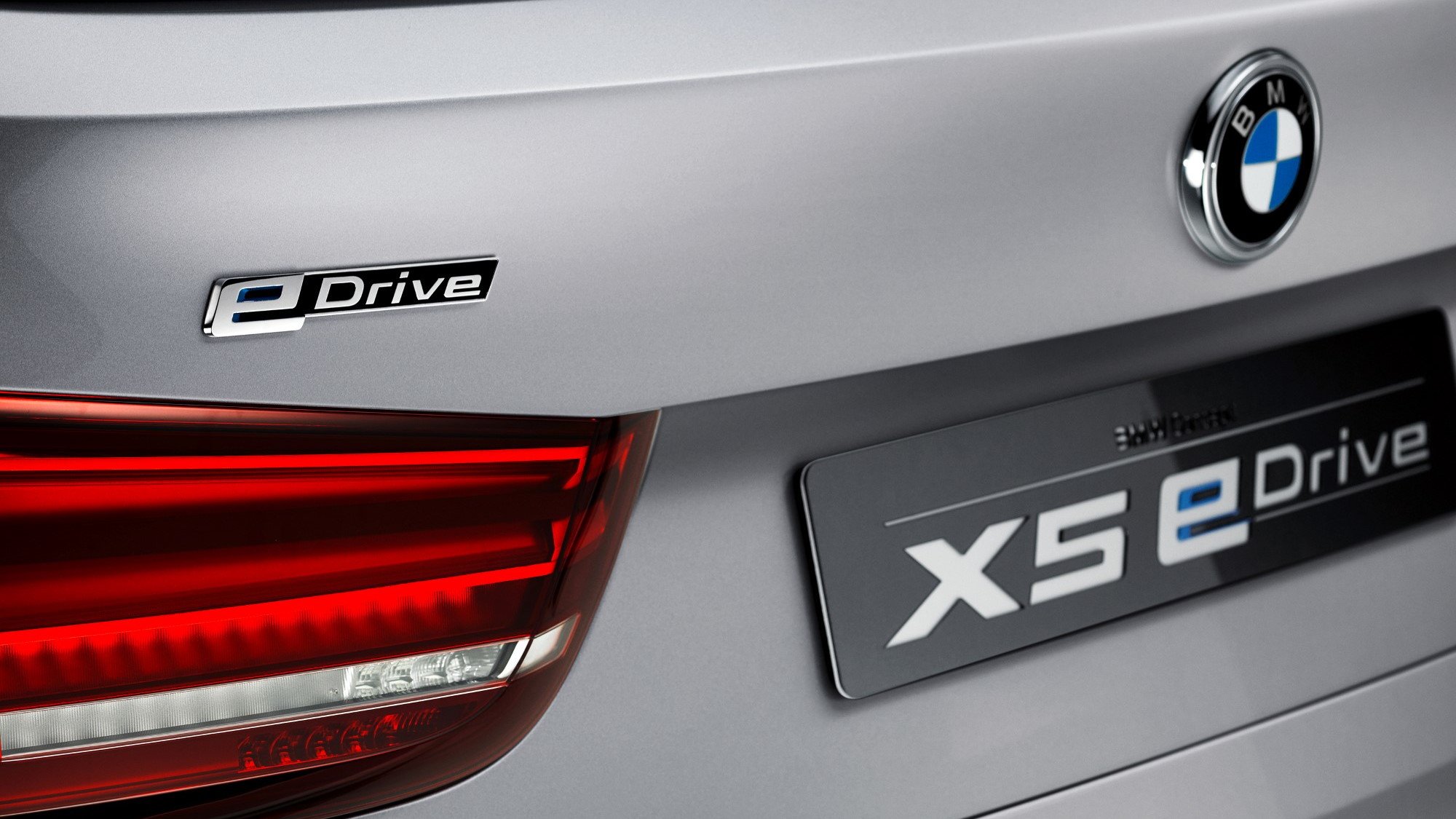 BMW Concept X5 eDrive plug-in hybrid