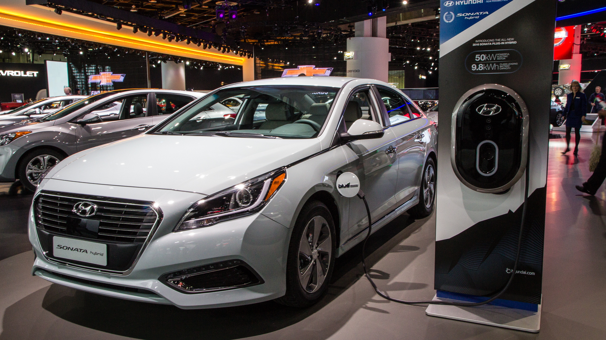 2016 Hyundai Sonata Plug-In Hybrid live photos, 2015 Detroit Auto Show