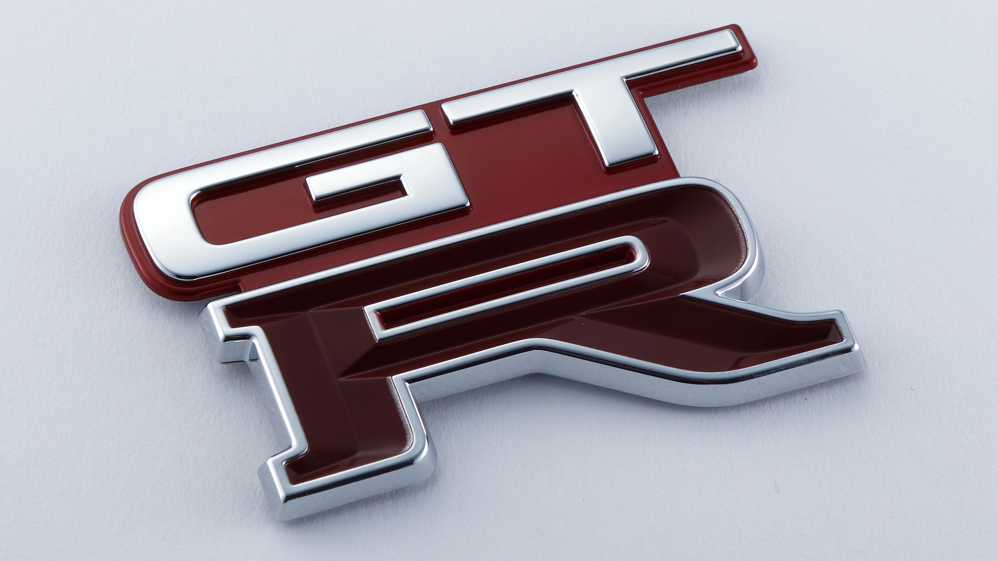 Nissan Skyline GT-R R32 emblem