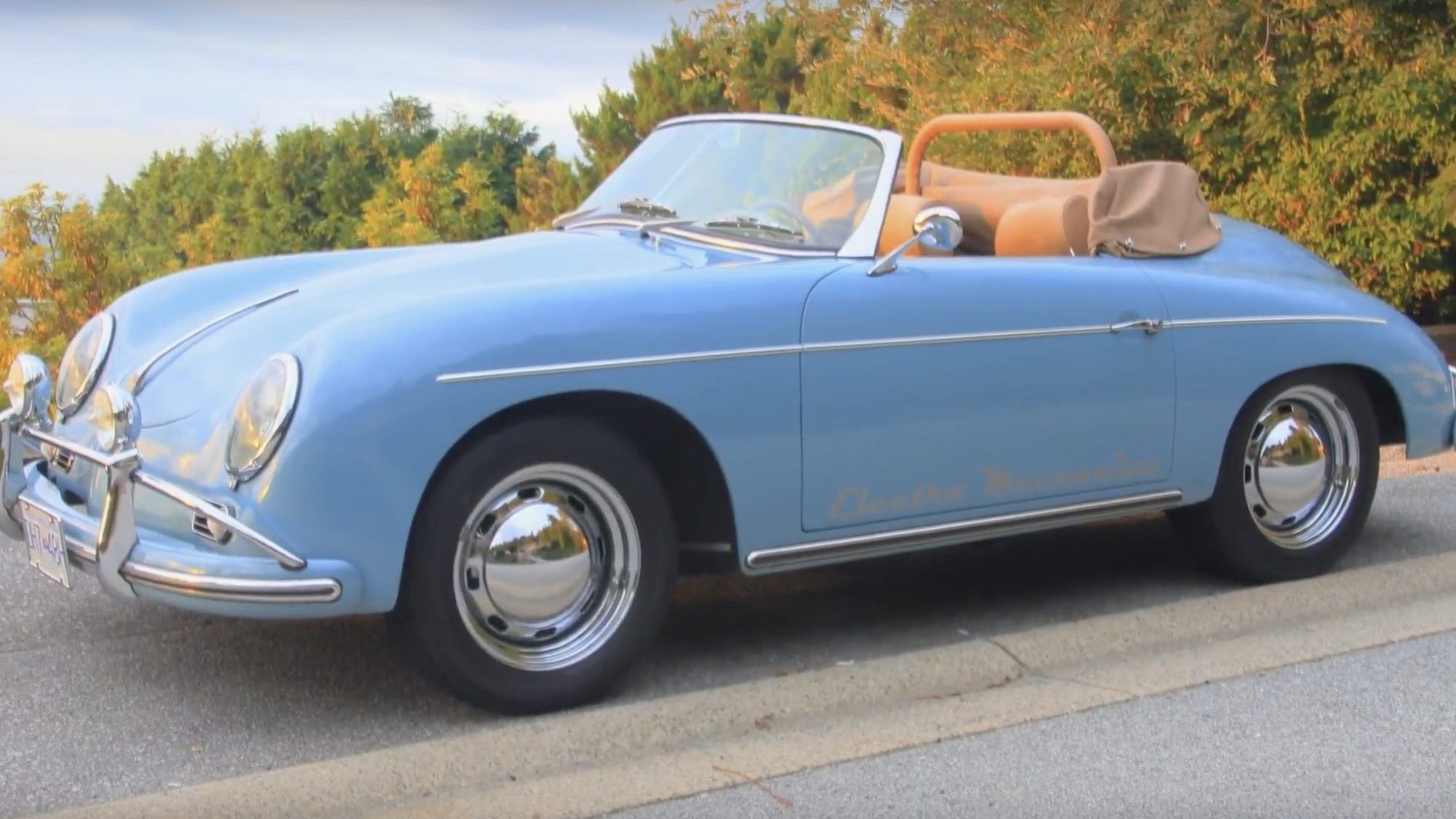 Electra Meccanica eRoadster, an electric Intermeccanica Speedster replica