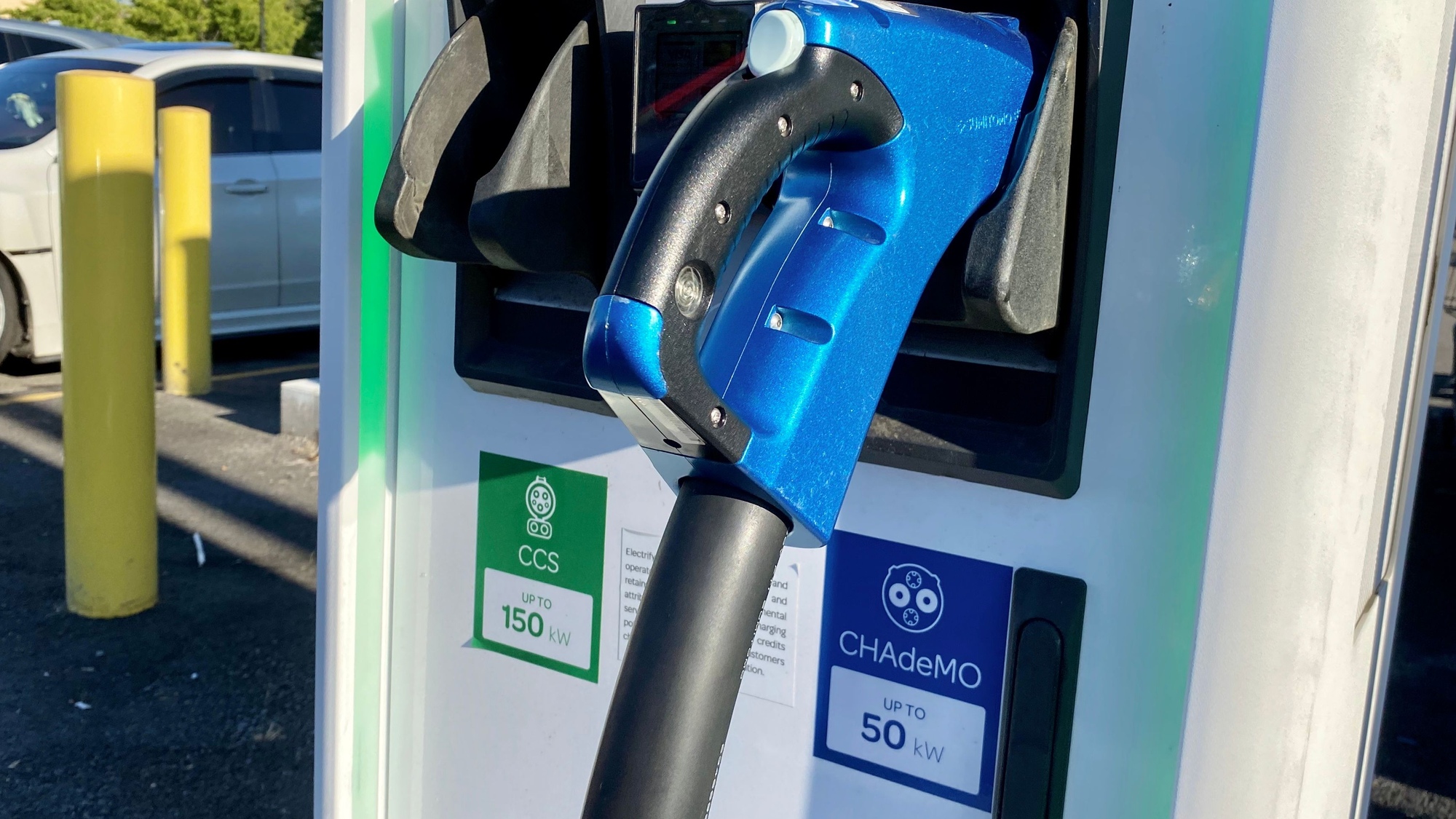 Electrify America hardware with CCS and CHAdeMO  -  Hood River, Oregon  -  July 2020