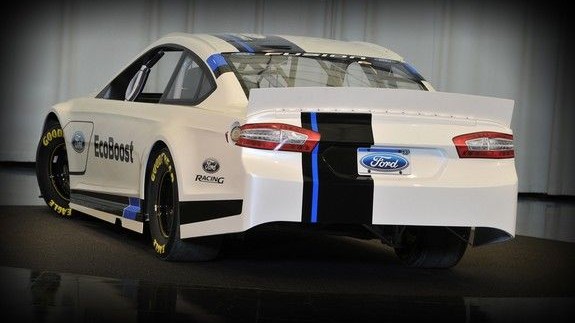 2013 Ford Fusion NASCAR Sprint Cup race car leaked images