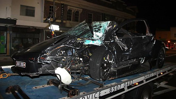 Lamborghini Murcielago crash in Sydney