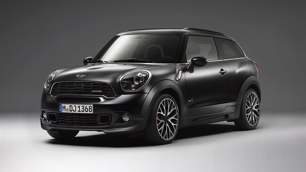 MINI Offers Frozen Black Matte Paint On Select Models