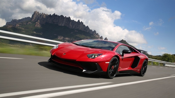 2016 Lamborghini Aventador SuperVeloce first drive review