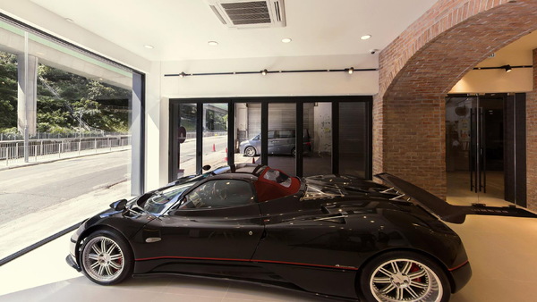 Watch Pagani's new factory come to life
