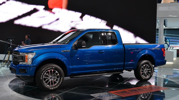 2018 Ford F-150 adopts Super Duty looks, 10-speed automatics