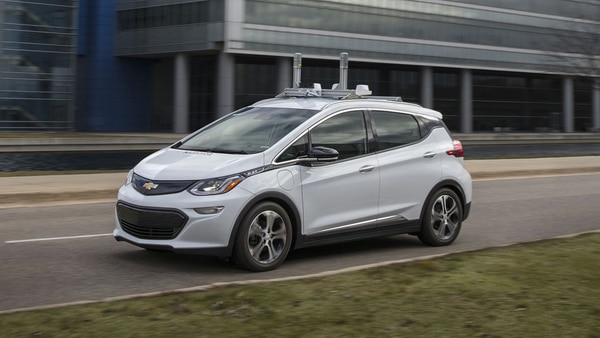 GM to commercialize Cruise AV self-driving car in 2019