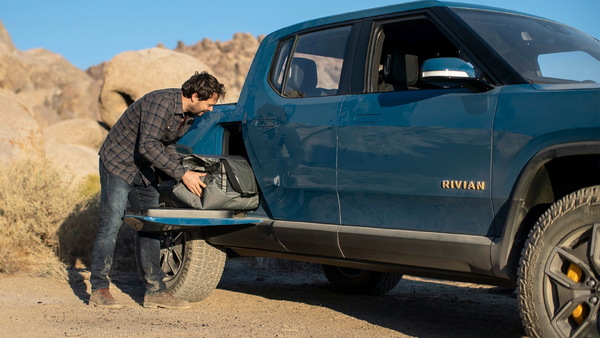 Rivian R1T electric pickup More details about towing