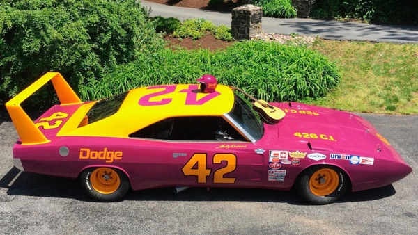 Dodge Charger Daytona Nascar Race Car Heads To Auction