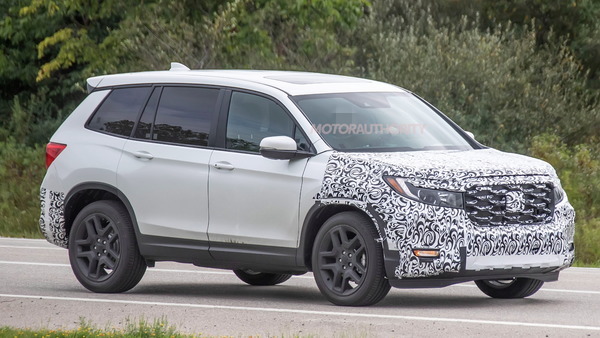 2022 Honda Passport spy shots: Family crossover wants to be rugged looking