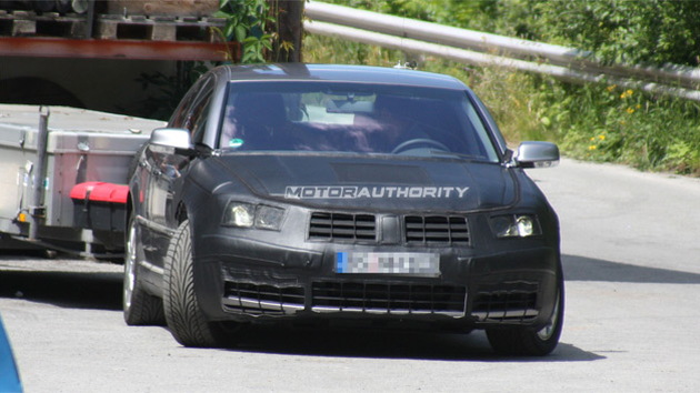 2011 Volkswagen Phaeton facelift spy shots