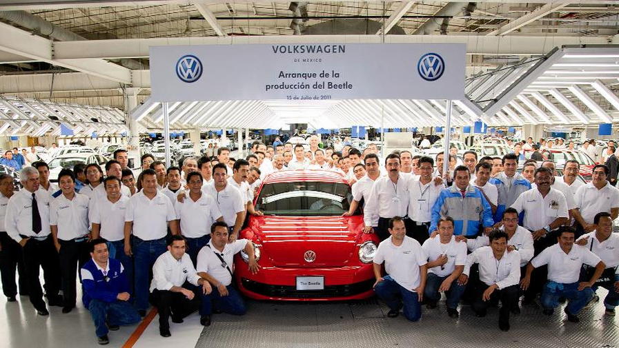 2012 Volkswagen Beetle production begins in Mexico