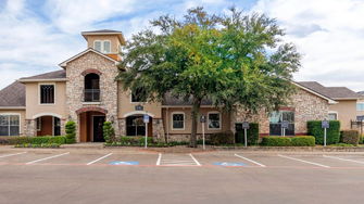 Hickory Trace Townhomes - Dallas, TX