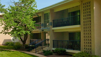 Spa Cove Apartments - Annapolis, MD