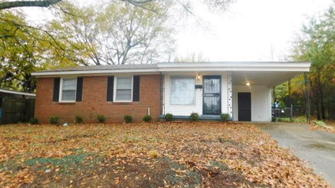 1307 S White Station Dr - Memphis, TN