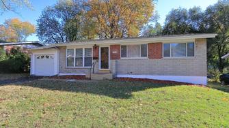 7020 Marlac Drive - Hazelwood, MO