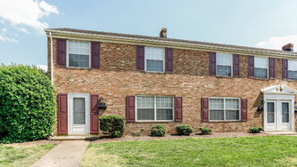 Crown Point Townhomes - Norfolk, VA