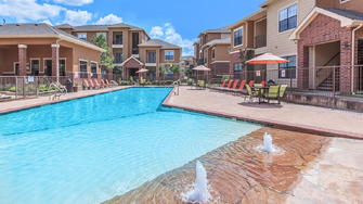 Meadowlands Apartment Homes - Houston, TX