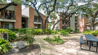 Village Oaks Apartments - Austin, TX