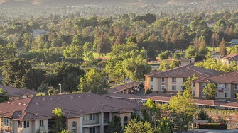 Hidden Valley Apartment Homes - Simi Valley, CA