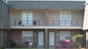Southern Pines Apartments - Gulfport, MS
