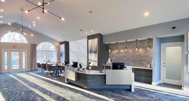Dunlap Falls Apartment Homes - 130 Reviews | Peoria, IL ...
