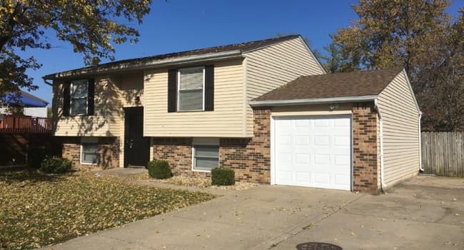 5419 Straw Hat Dr - Indianapolis IN