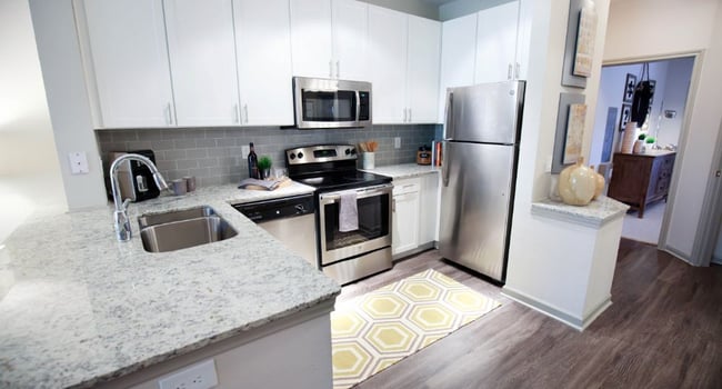 Upgraded Kitchen with Stainless Steel Appliances