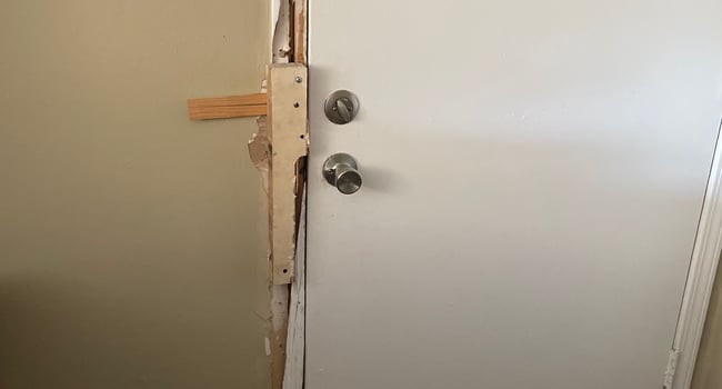 MgtÃƒÂ¢Ã¢â€šÂ¬Ã¢â€žÂ¢s version of a good repair to my door.