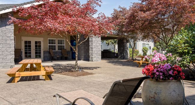 Crescent Park Apartments - 98 Reviews | Eugene, OR Apartments for Rent | ApartmentRatings©