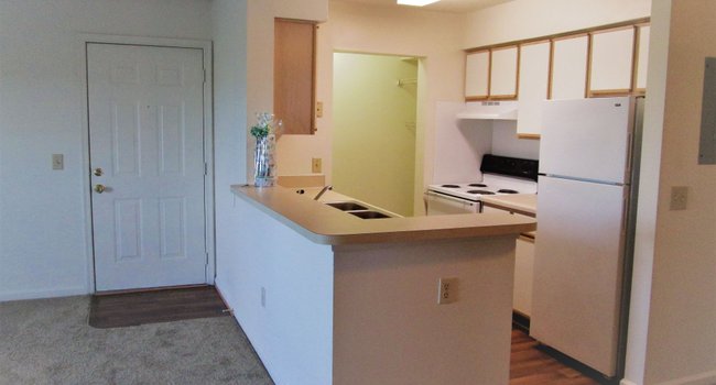 Tallwood Apartments 18 Reviews Virginia Beach Va Apartments